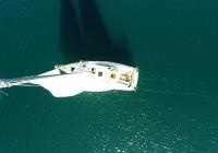 bateau à voile haut de mât antennes voilier bateau à voile voile voiles